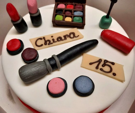 Schminktorte zum 15. Geburtstag